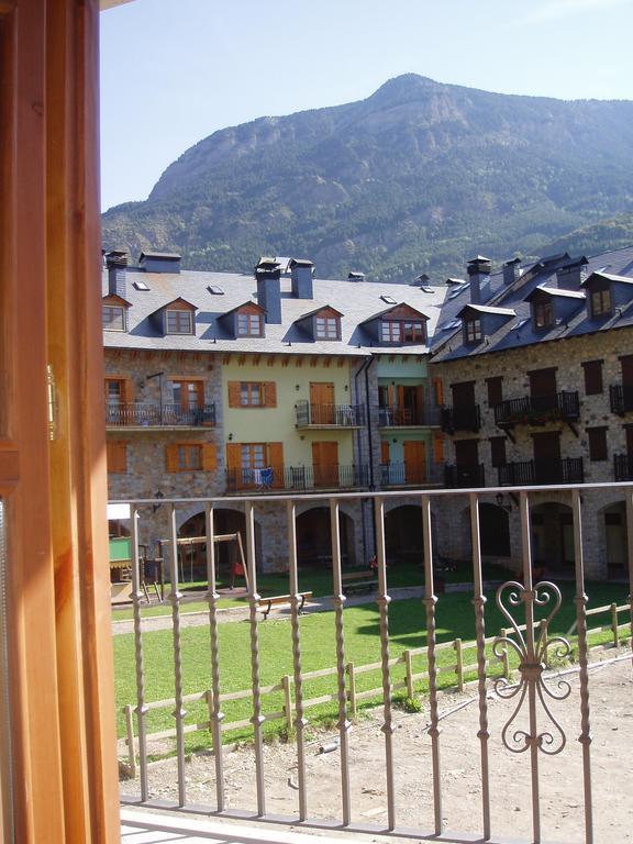 Apartamento Lamatriz Dequin Edificio Sayo 8 Benasque Εξωτερικό φωτογραφία